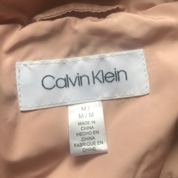 Calvin Klein Puffer Vest - Picture 7 of 8